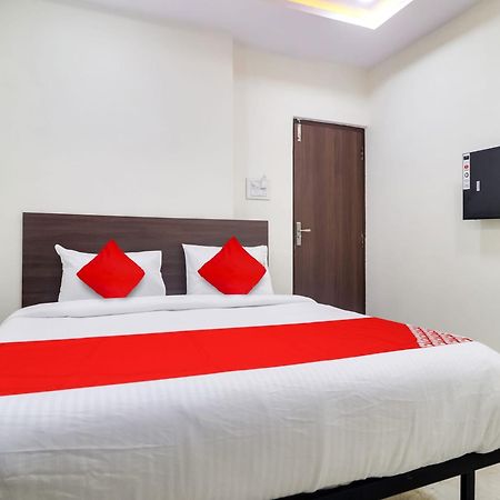 Hotel O Red Stone Hotels حيدر أباد المظهر الخارجي الصورة