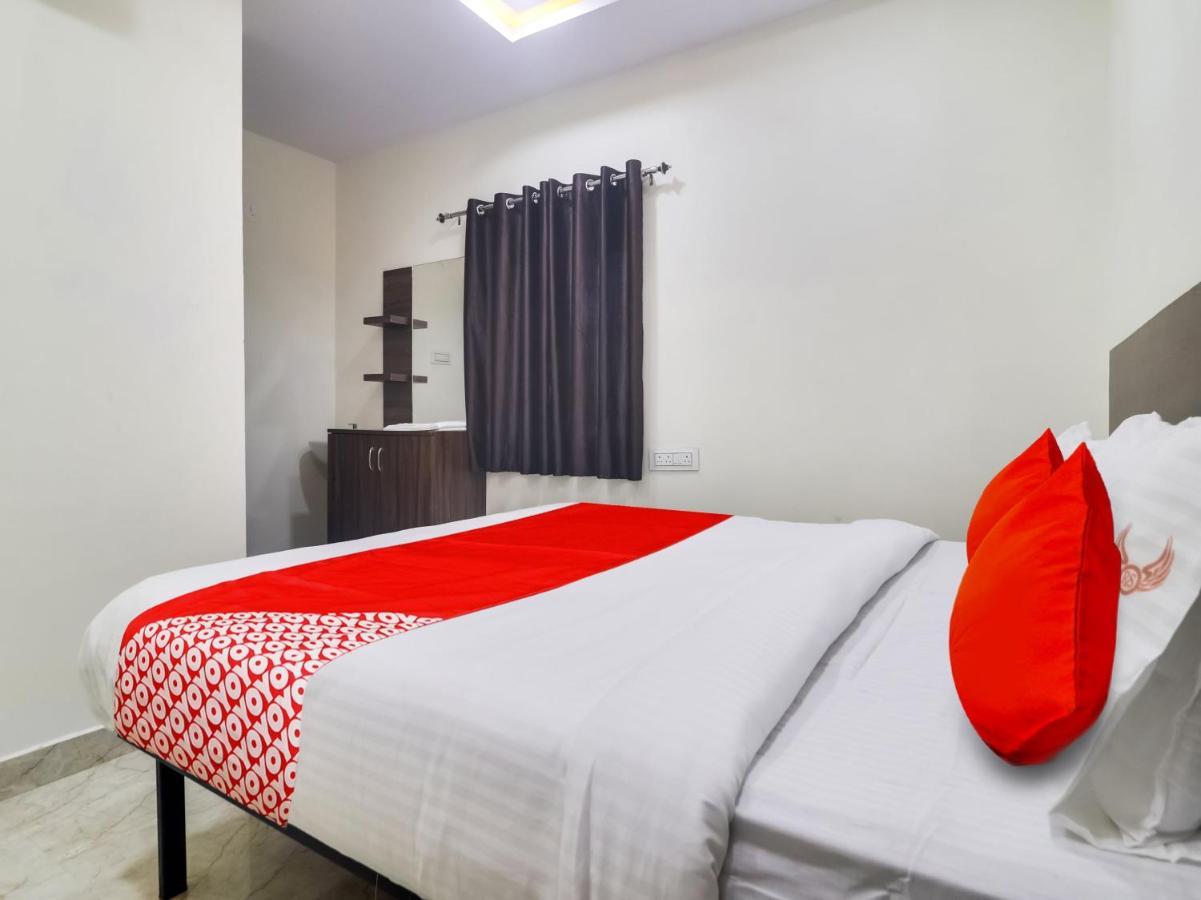 Hotel O Red Stone Hotels حيدر أباد المظهر الخارجي الصورة