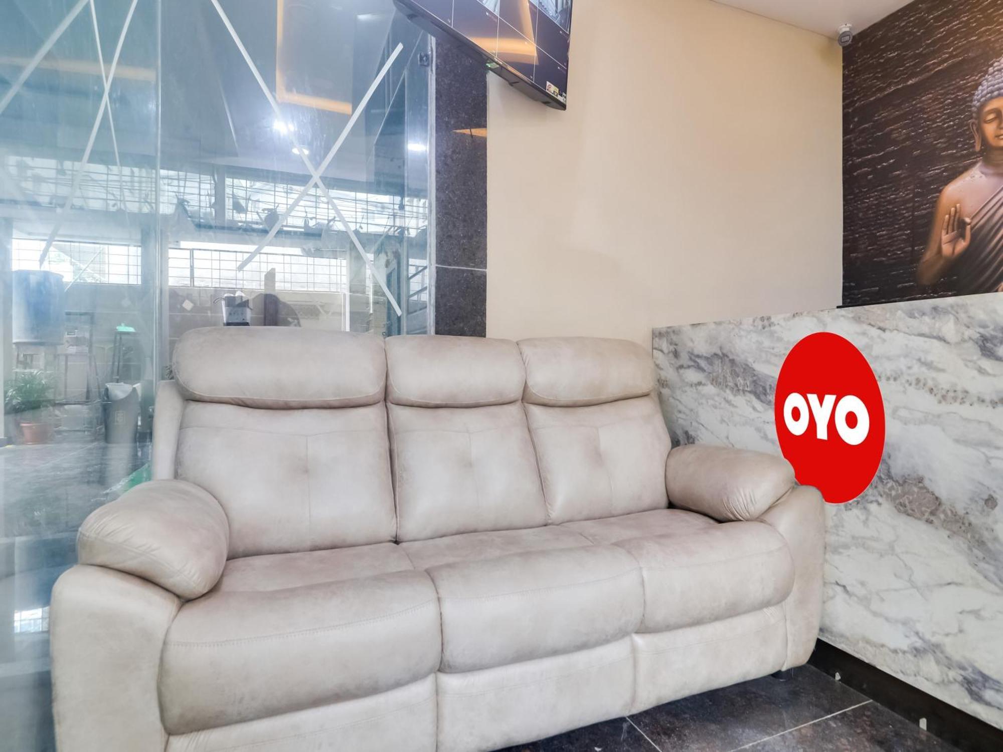 Hotel O Red Stone Hotels حيدر أباد المظهر الخارجي الصورة