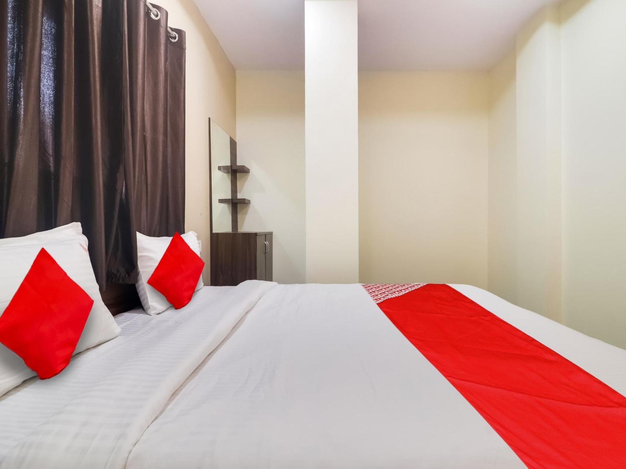 Hotel O Red Stone Hotels حيدر أباد المظهر الخارجي الصورة