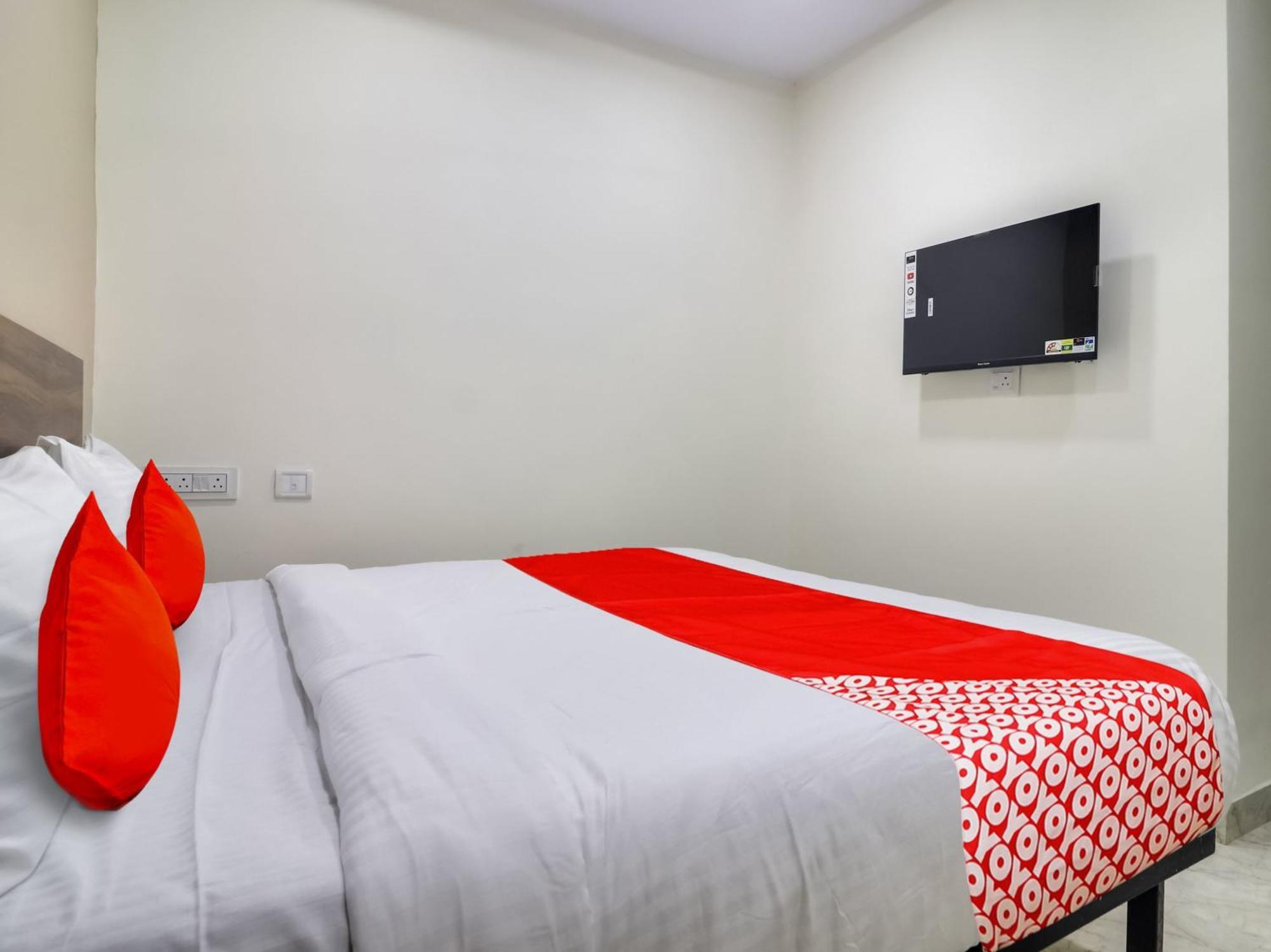 Hotel O Red Stone Hotels حيدر أباد المظهر الخارجي الصورة