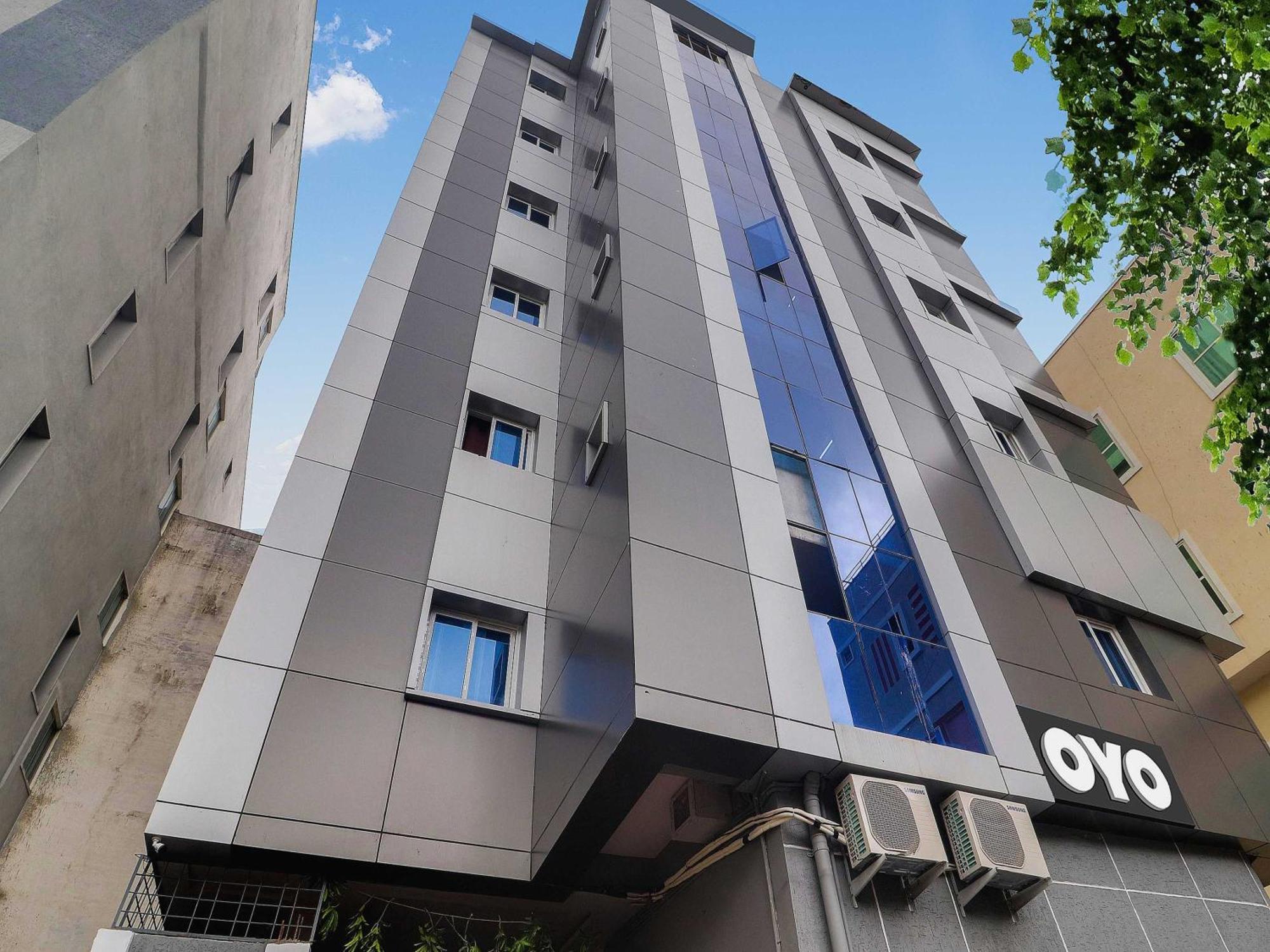 Hotel O Red Stone Hotels حيدر أباد المظهر الخارجي الصورة
